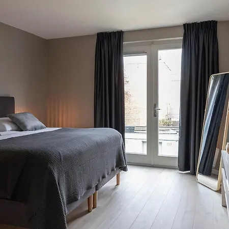 Luxe 3-kamer Penthouse Met Dakterras In Het Centrum